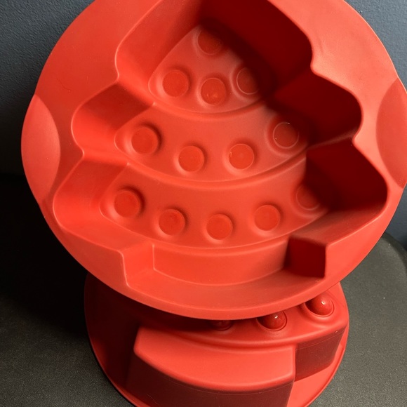 Tupperware Baking Tree mold - Picture 2 of 5